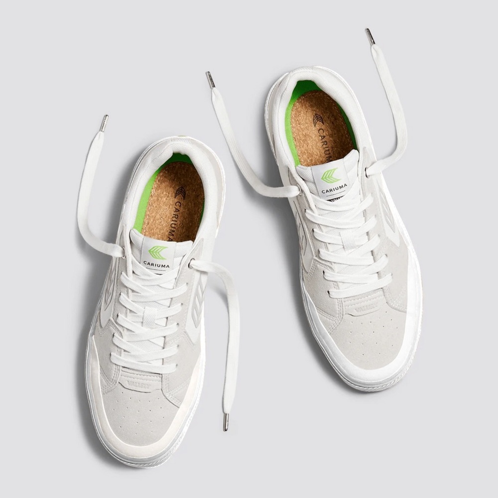 Cariuma Vallely Pro Sneaker White Vegan Suede Womens 8 EUC